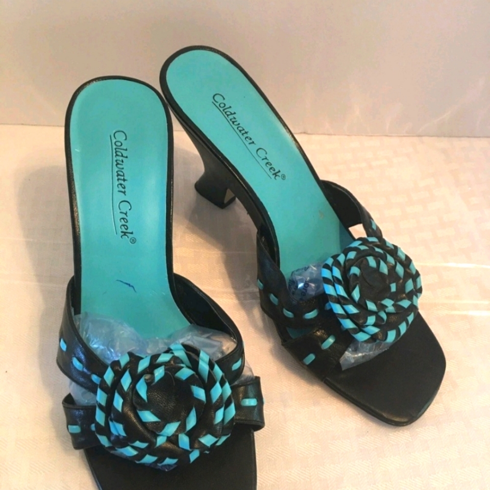 Coldwater Creek Aqua & Black Heel With Rose S 7 - Picture 1 of 6